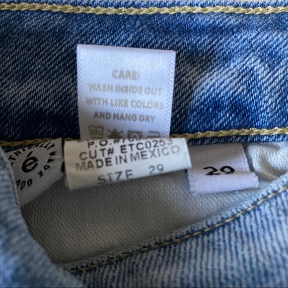 NEW Etica Alex Boy Raw Angled Hem Skinny Ankle Light Wash Jeans NWT - Picture 6 of 11